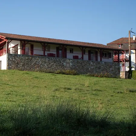 - Lis فندق مبيت وإفطار