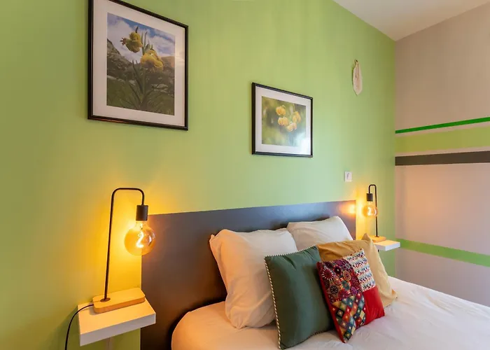 - Lis فندق مبيت وإفطار