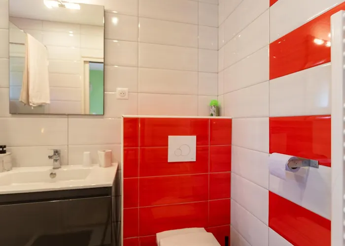 - Lis فندق مبيت وإفطار